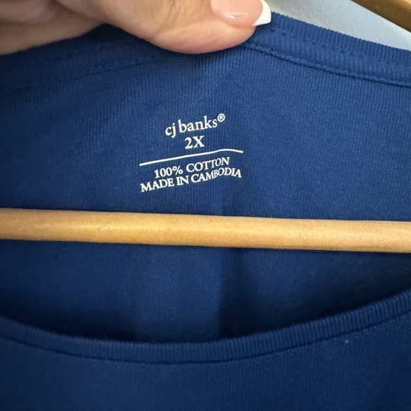 0424-25 Blue CJ banks Scoop Neck Tee - Picture 2 of 2